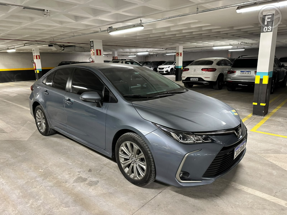 COROLLA 2.0 XEI 16V FLEX 4P AUTOMÁTICO - 2022 - PORTO ALEGRE