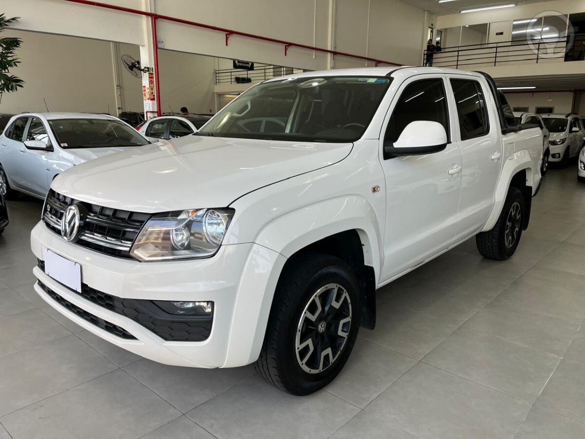 AMAROK 3.0 V6 TDI HIGHLINE CD DIESEL 4MOTION AUTOMÁTICO - 2023 - PORTO ALEGRE
