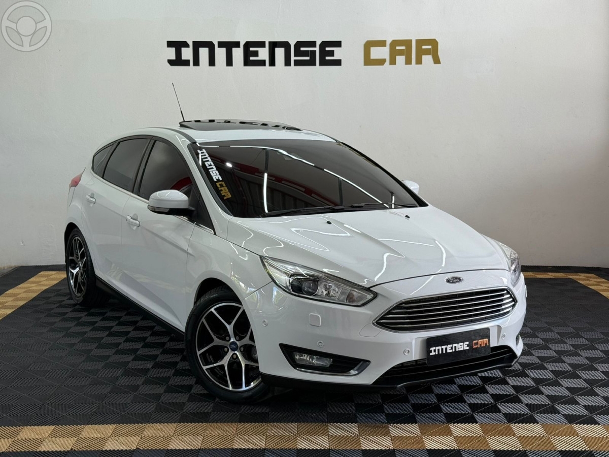 FOCUS 2.0 TITANIUM PLUS HATCH 16V FLEX 4P AUTO - 2016 - NOVO HAMBURGO