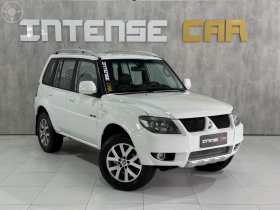 pajero tr4 2.0 4x4 16v 140cv flex 4p automatico 2013 novo hamburgo