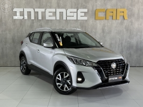 kicks 1.6 sense 16v flex 4p automatico 2022 novo hamburgo