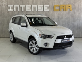 OUTLANDER 3.0 GT 4X4 V6 24V 4P AUTOMÁTICO