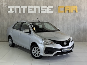 ETIOS 1.5 XS SEDAN 16V FLEX 4P AUTOMÁTICO
