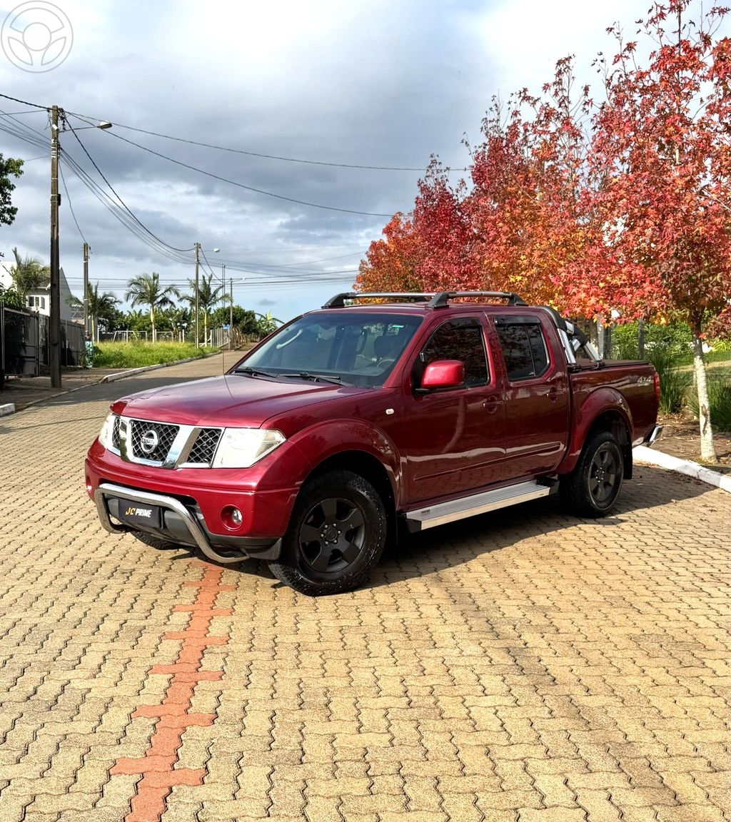 FRONTIER XE CD 4X4 2.5 TB DIESEL - 2013 - LAJEADO