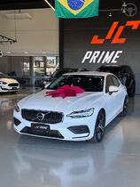 s60 t 4 momentum 2.0 190cv 4p  2020 lajeado