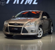 focus 1.6 s se se plus flex 8v 16v 5p  2015 lajeado
