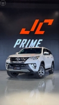 hilux sw4 srx 4x4 2.8 tdi 16v dies. aut. 2017 lajeado