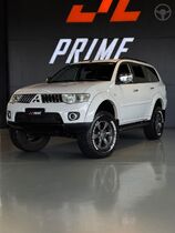 pajero dakar hpe 3.5 4x4 flex 5p aut.  2013 lajeado