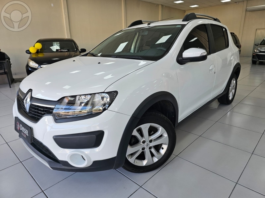 SANDERO 1.6 STEPWAY 8V FLEX 4P MANUAL - 2017 - CANOAS