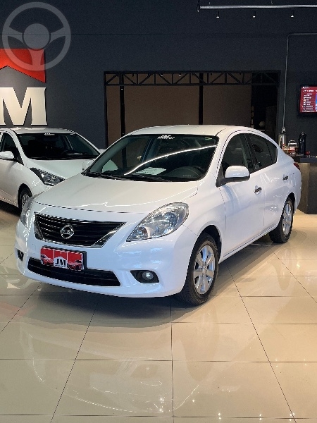 VERSA 1.6 16V FLEX SL 4P MANUAL - 2014 - VENâNCIO AIRES