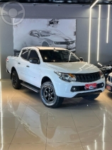l200 triton 2.4 16v turbo diesel outdoor glx cd 4x4 manual 2021 venancio aires