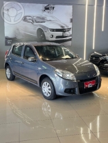 sandero 1.0 expression 16v 2012 venancio aires