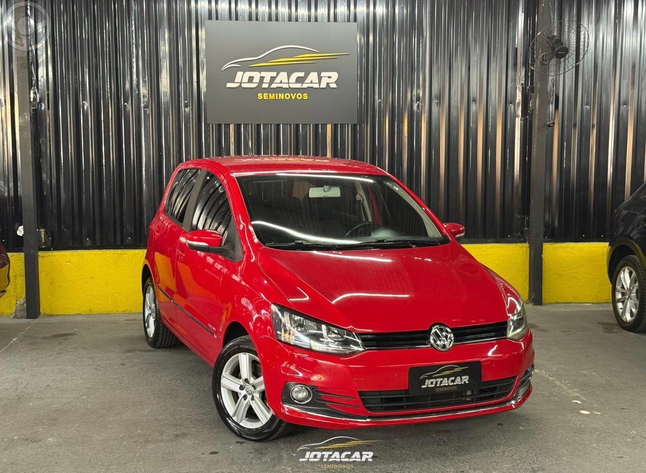 FOX 1.6 MI HIGHLINE 8V FLEX 4P MANUAL - 2015 - CAXIAS DO SUL