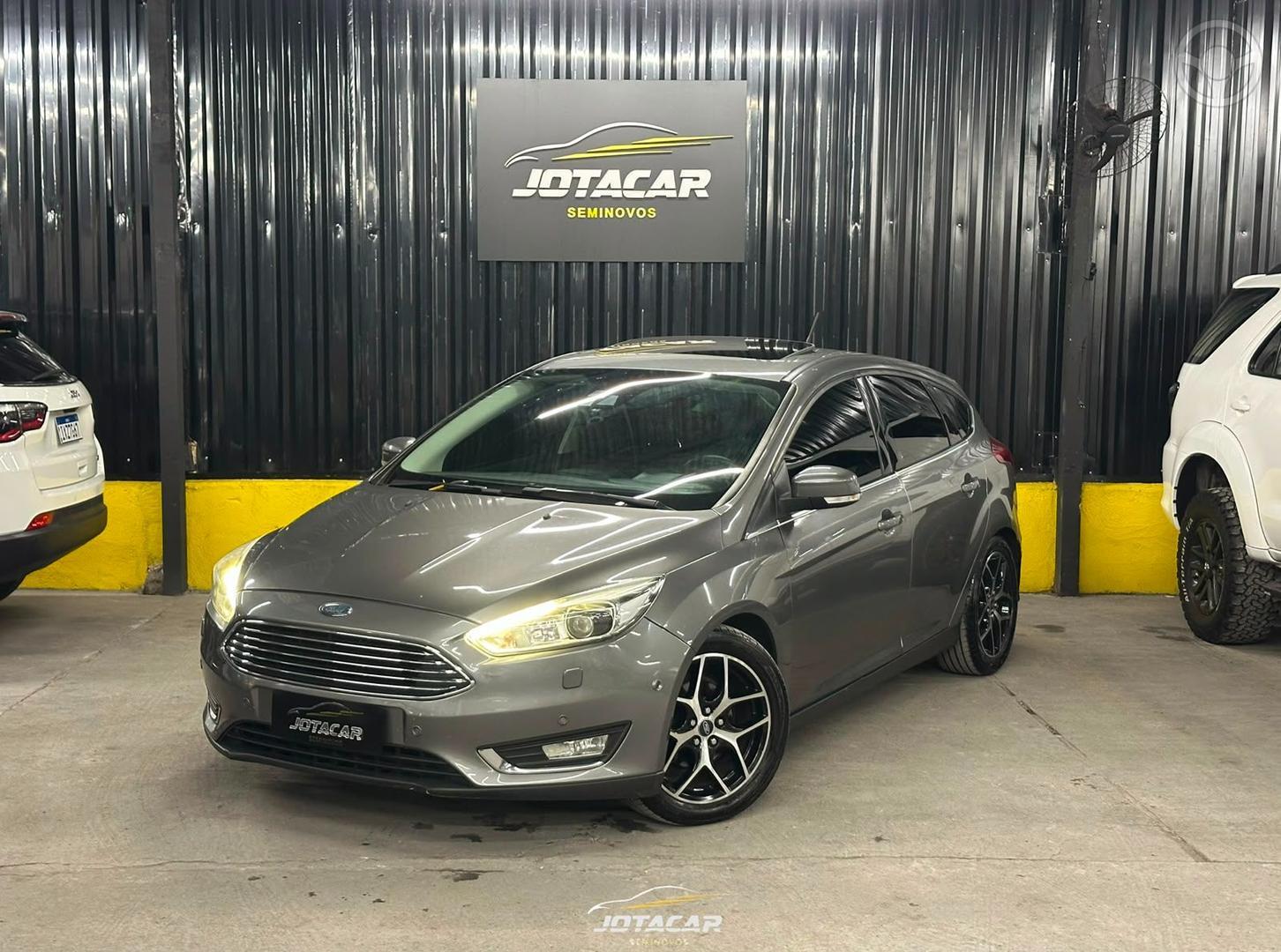 FOCUS 2.0 TITANIUM PLUS 16V FLEX 4P AUTOMATICO - 2016 - CAXIAS DO SUL