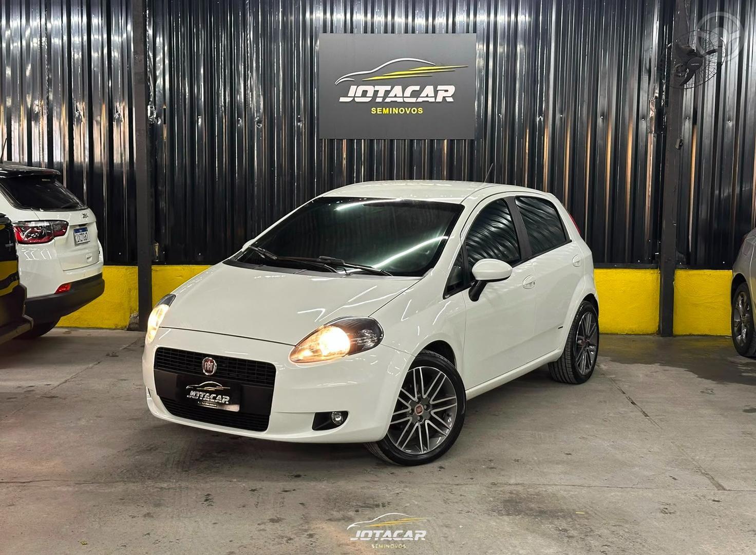 PUNTO 1.4 ATTRACTIVE 8V FLEX 4P MANUAL - 2011 - CAXIAS DO SUL