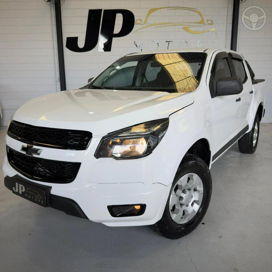 S10 2.4 MPFI 4X2 CD 8V 4P MANUAL - 2013 - NOVO HAMBURGO