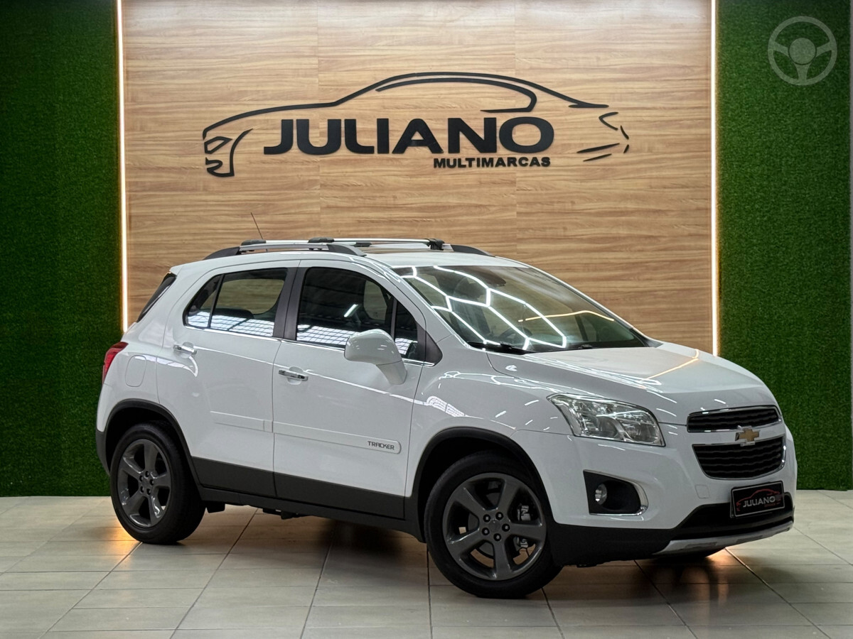 TRACKER 1.8 MPFI LTZ 4X2 16V FLEX 4P AUTOMÁTICO - 2015 - NOVO HAMBURGO