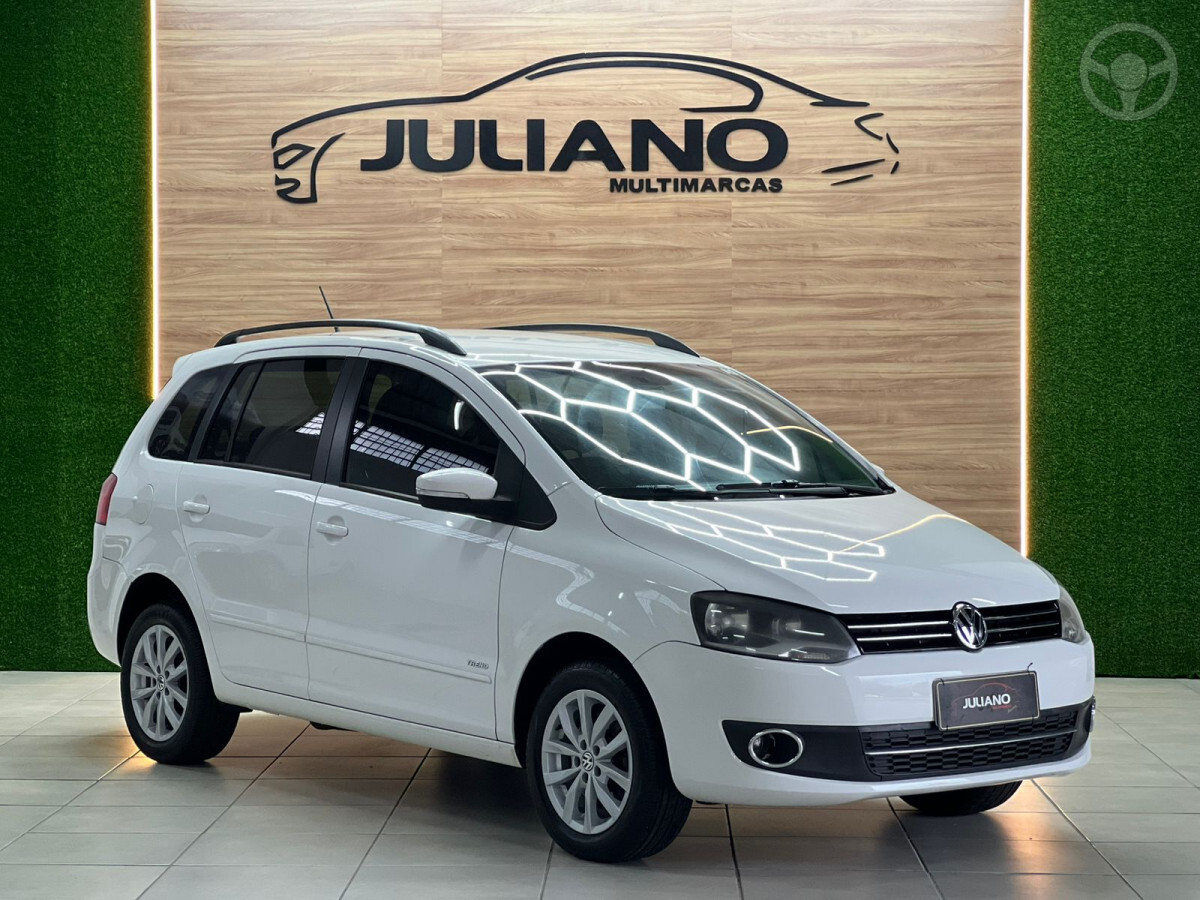 SPACEFOX 1.6 MI TREND 8V FLEX 4P MANUAL - 2014 - NOVO HAMBURGO