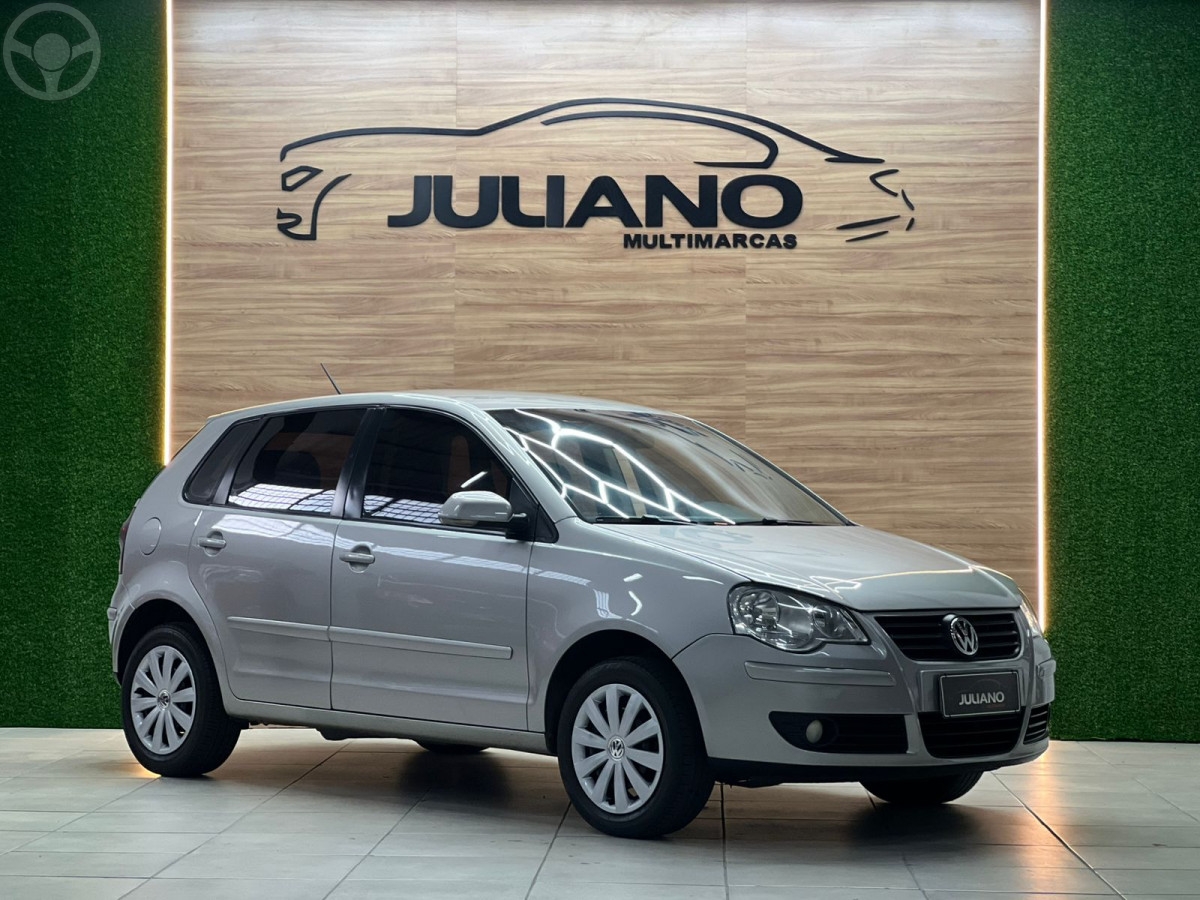 POLO 1.6 MI BLUEMOTION 8V FLEX 4P MANUAL - 2011 - NOVO HAMBURGO