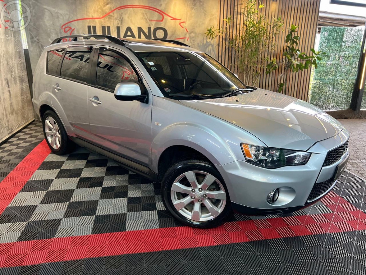 OUTLANDER 3.0 GT 4X4 V6 24V 4P AUTOMÁTICO - 2011 - NOVO HAMBURGO