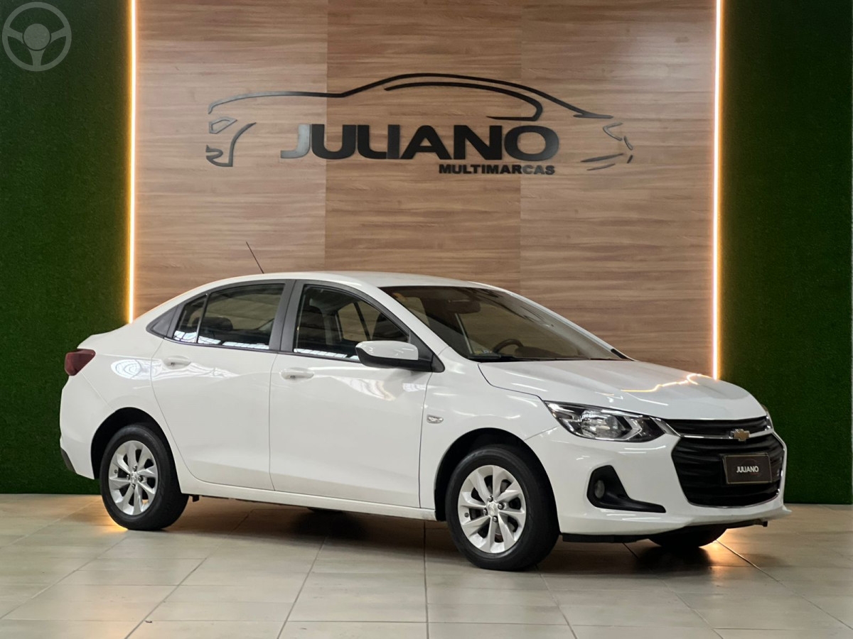 ONIX 1.0 LT 12V FLEX 4P MANUAL - 2020 - NOVO HAMBURGO