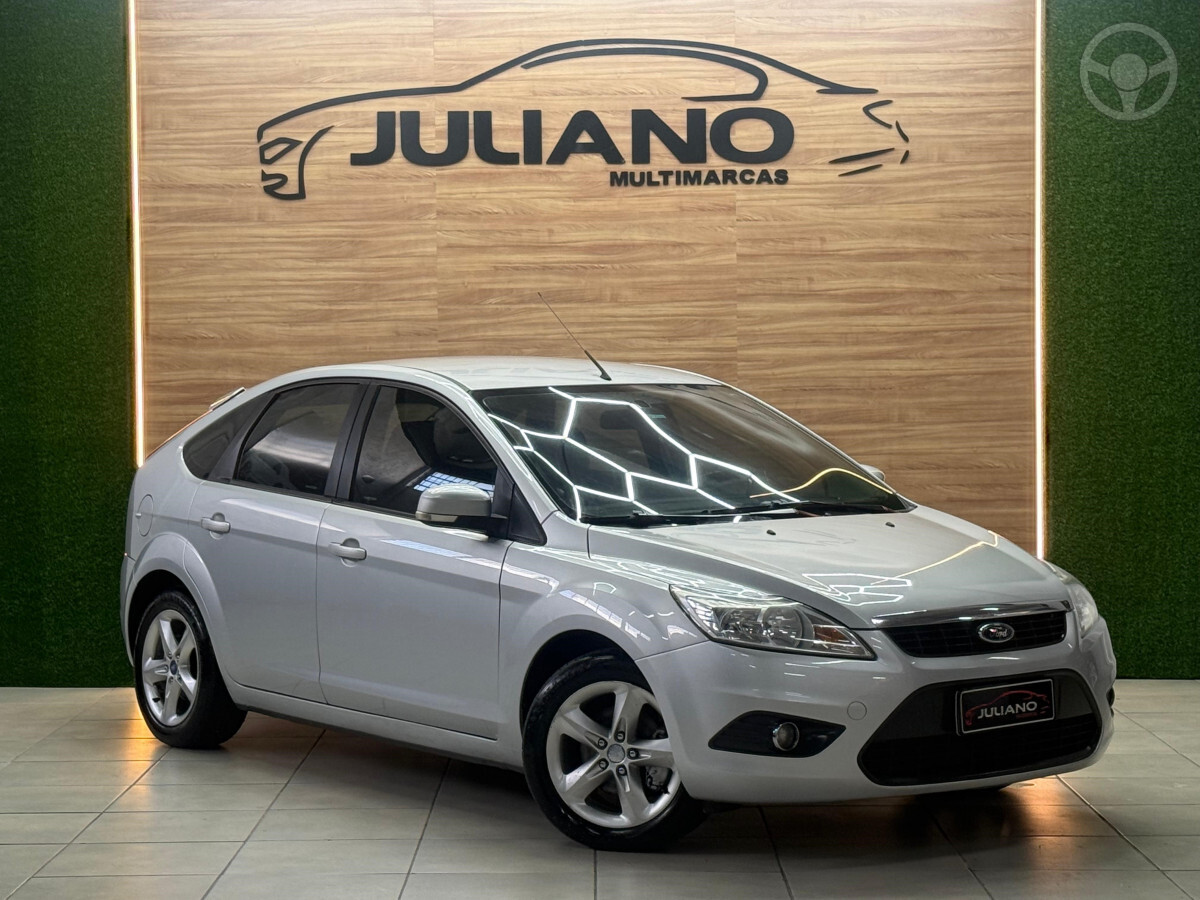FOCUS 1.6 SE 16V FLEX 4P MANUAL - 2013 - NOVO HAMBURGO