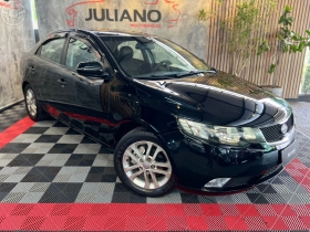CERATO 1.6 EX3 SEDAN 16V 4P AUTOMÁTICO