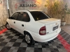 CORSA 1.0 MPFI CLASSIC SEDAN LIFE 8V FLEX 4P MANUAL - 2010 - NOVO HAMBURGO