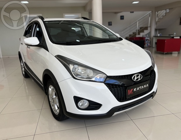 HYUNDAI HB20X PREMIUM 1.6 FLEX AUTOMÁTICO - 2015 - ERECHIM