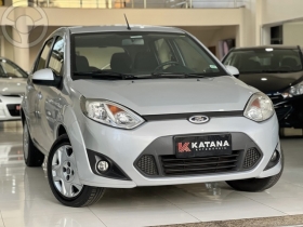 fiesta se hatch 1.0 flex  2014 erechim