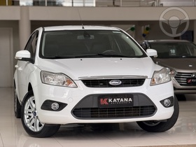 focus sedan glx 2.0 flex automatico 86.000  2013 erechim
