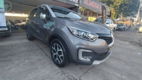 captur 1.6 16v intense bose flex 4p automatico 2021 porto alegre