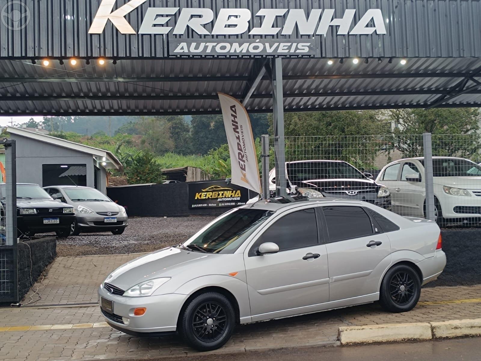 FOCUS 2.0 GHIA 16V FLEX 4P MANUAL - 2002 - VALE REAL  