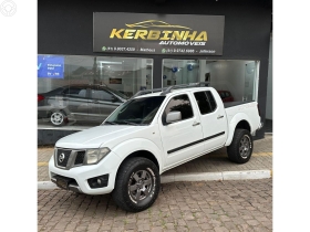 FRONTIER 2.5 LE 4X4 CD TURBO ELETRONIC DIESEL 4P MANUAL