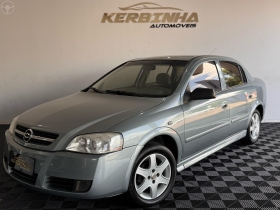 astra 2.0 mpfi sedan 8v 4p manual 2003 vale real
