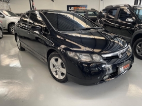 CIVIC 1.8 LXS 16V FLEX 4P AUTOMATICO