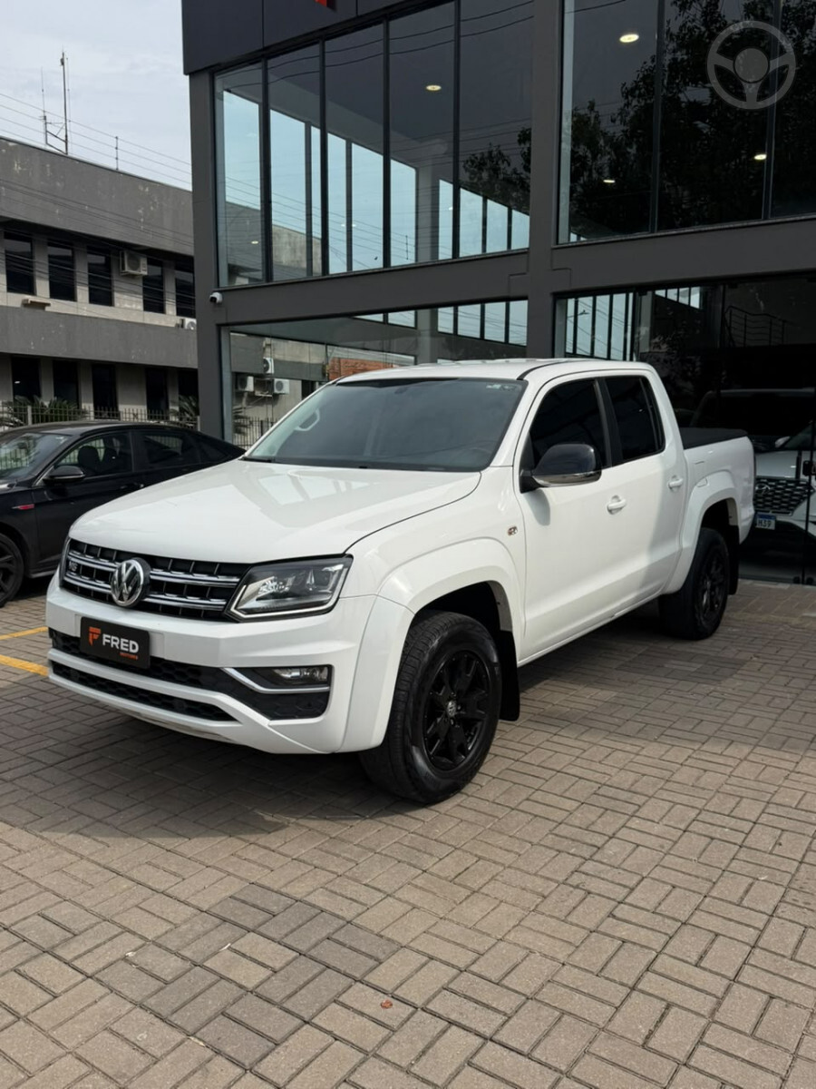 AMAROK 3.0 V6 TDI HIGHLINE CD DIESEL 4MOTION AUTOMÁTICO - 2019 - SANTA CRUZ DO SUL