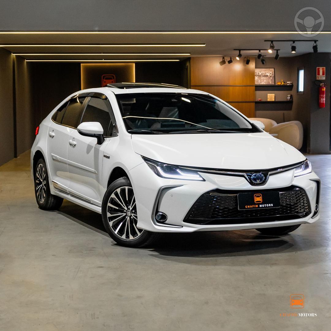 COROLLA 1.8 ALTIS PREMIUM 16V HIBRIDO 4P AUTOMATICO - 2024 - PORTO ALEGRE