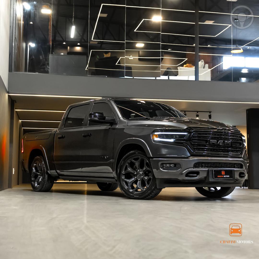 1500 5.7 V8 LIMITED NIGTH EDITION CD 4X4 4P AUTOMATICO - 2023 - PORTO ALEGRE