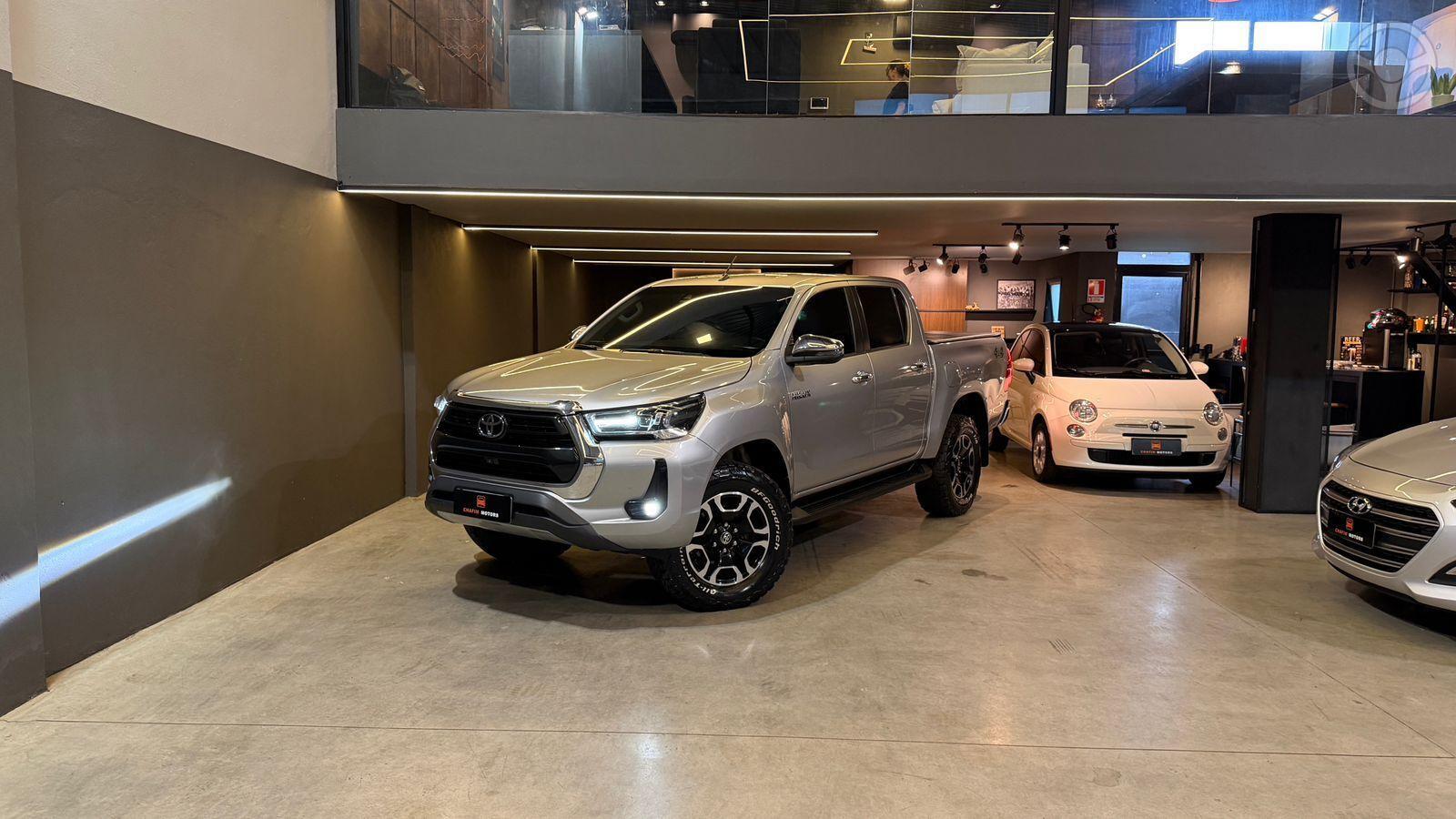 HILUX 2.8 SRX 4X4 CD 16V DIESEL 4P AUTOMATICO - 2022 - PORTO ALEGRE