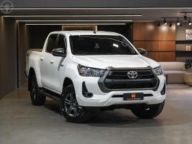 HILUX 2.8 SR 4X4 CD 16V DIESEL 4P AUTOMATICO