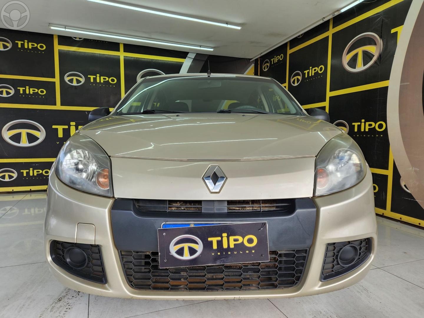 SANDERO 1.0 AUTHENTIQUE 16V FLEX 4P MANUAL - 2014 - PORTO ALEGRE