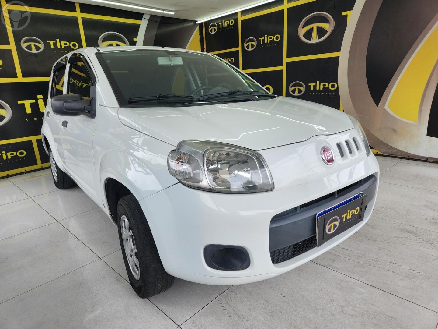 UNO 1.0 VIVACE 8V FLEX 2P MANUAL - 2015 - PORTO ALEGRE