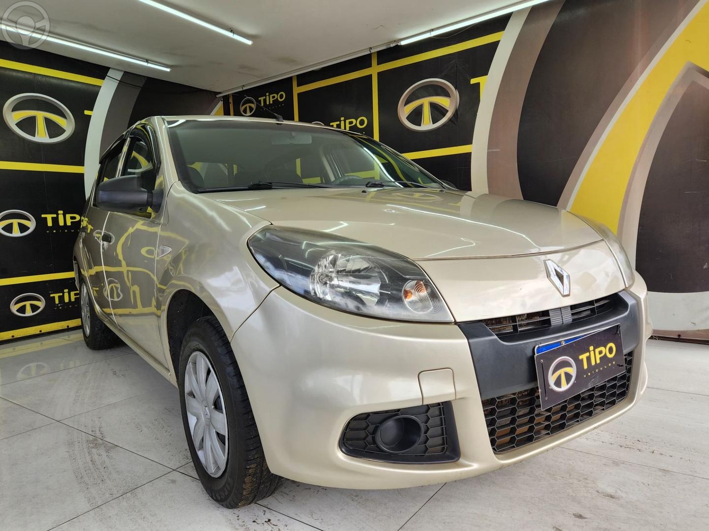 SANDERO 1.0 AUTHENTIQUE 16V FLEX 4P MANUAL - 2014 - PORTO ALEGRE
