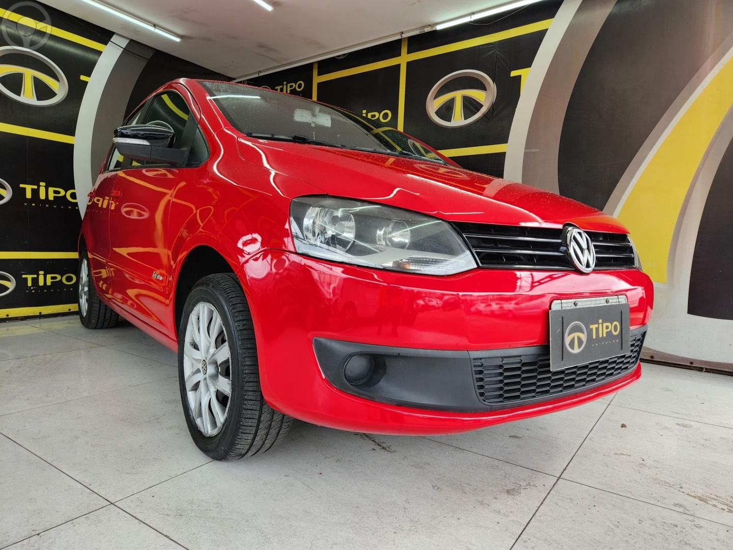 FOX 1.6 MI 8V FLEX 4P MANUAL - 2013 - PORTO ALEGRE