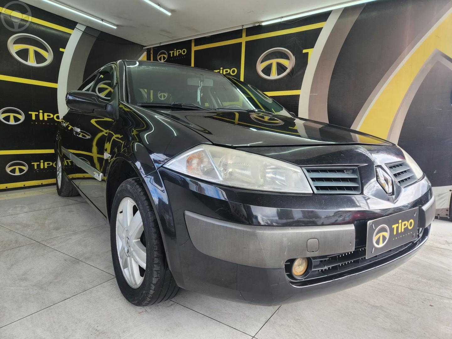 MEGANE 1.6 DYNAMIQUE 16V FLEX 4P MANUAL - 2009 - PORTO ALEGRE