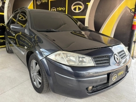 megane 2.0 dynamique grand tour 16v 4p automatico 2008 porto alegre
