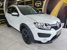sandero 1.6 stepway 8v flex 4p automatizado 2015 porto alegre
