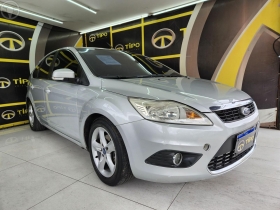 focus 2.0 glx 16v flex 4p automatico 2012 porto alegre