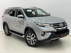 hilux 2.8 srx 4x4 cd 16v diesel 4p automatico 2017 santa cruz do sul